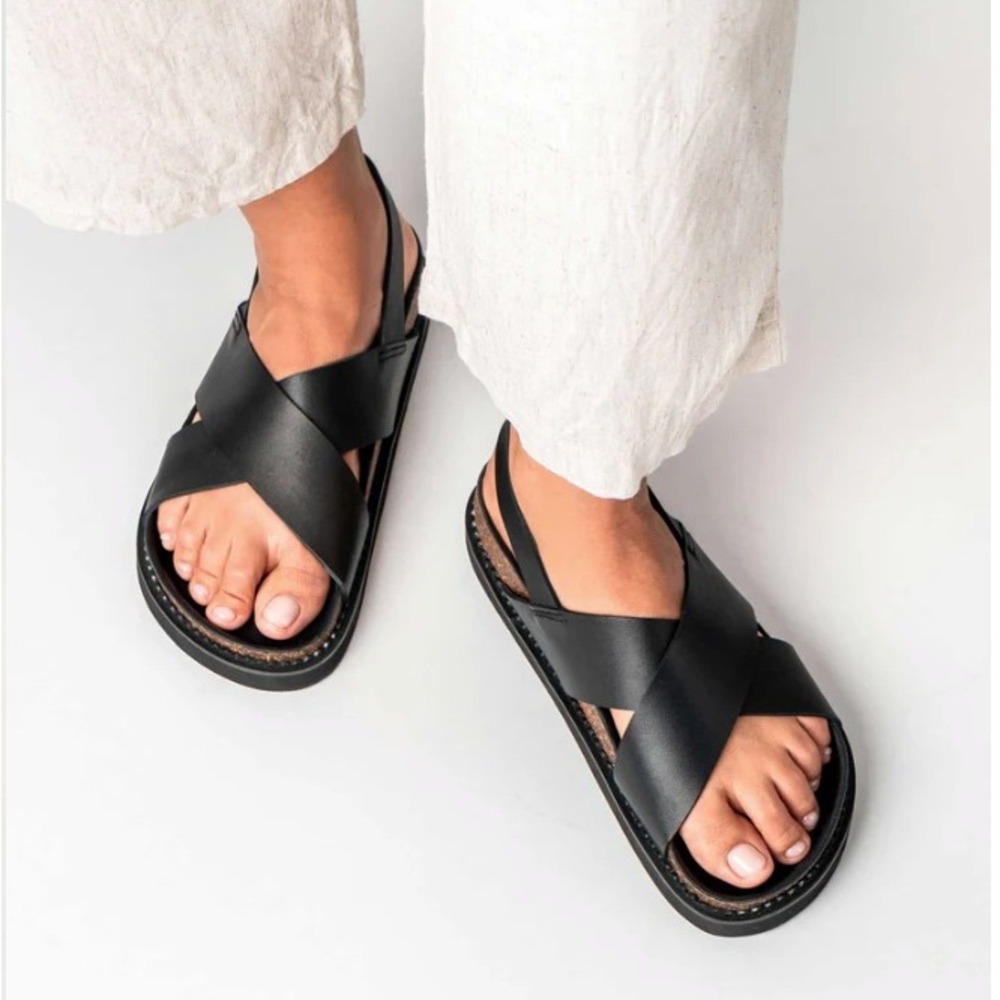 Liberte Capri Sandal - Black